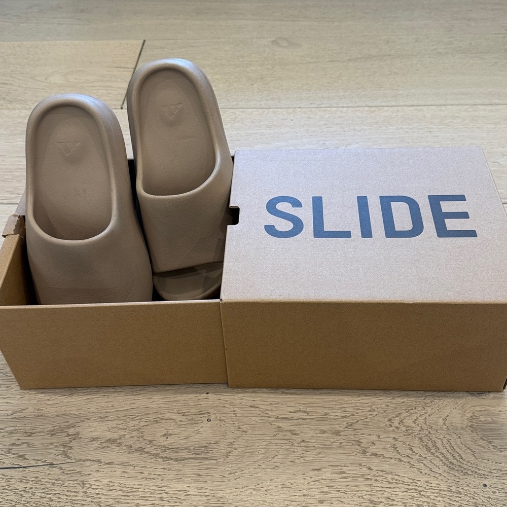 Adidas Yeezy Slide in Pure | Mens 7 Womens 8 | 2021 Re-Release - Picture 8 of 14
